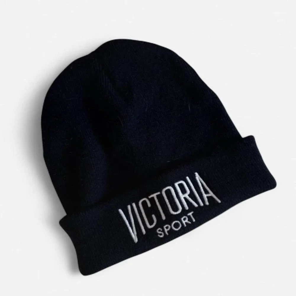 NWT Victoria's Secret black beanie